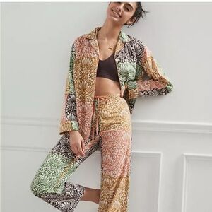 Roller Rabbit Giles floral paisley patchwork print button down pajama set large